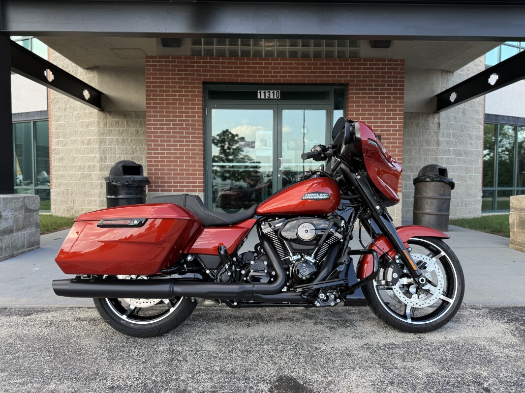 2024 Harley-Davidson Street Glide FLHX WSKY FIRE
