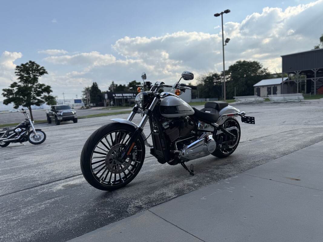 2024 Harley-Davidson Breakout 117 FXBR WHITE ONYX PRL - Photo 7