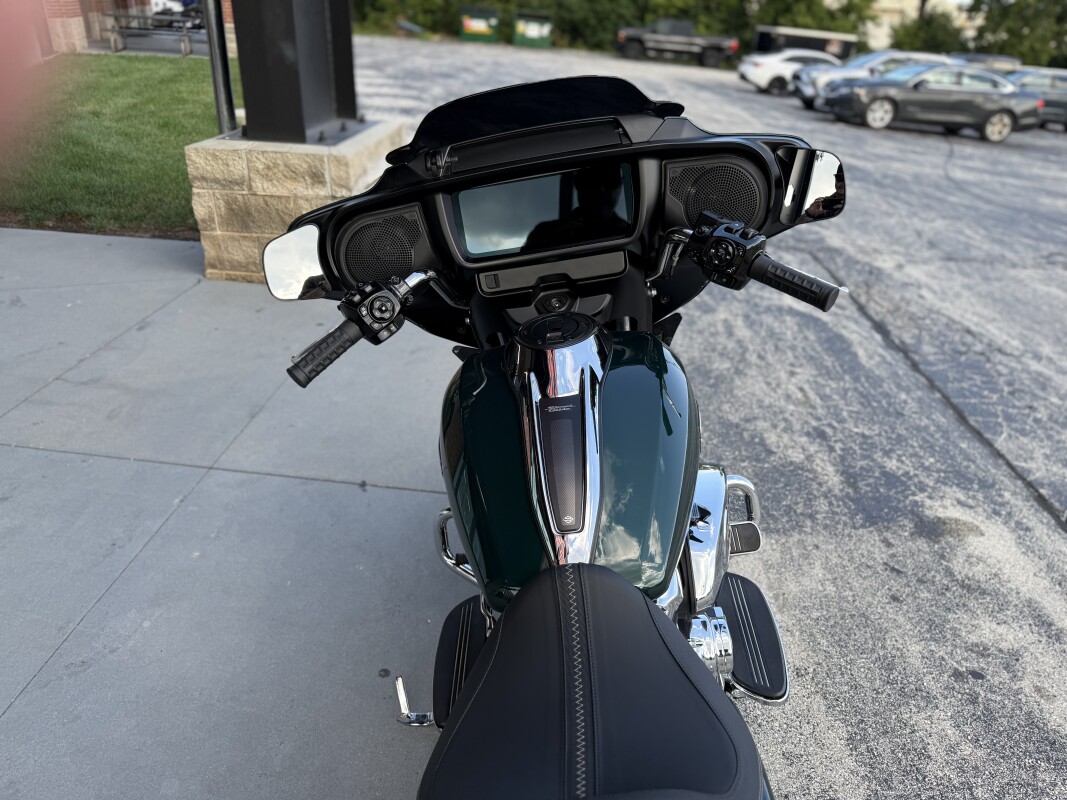 2024 Harley-Davidson Street Glide FLHX ALPINE GREEN - Photo 5