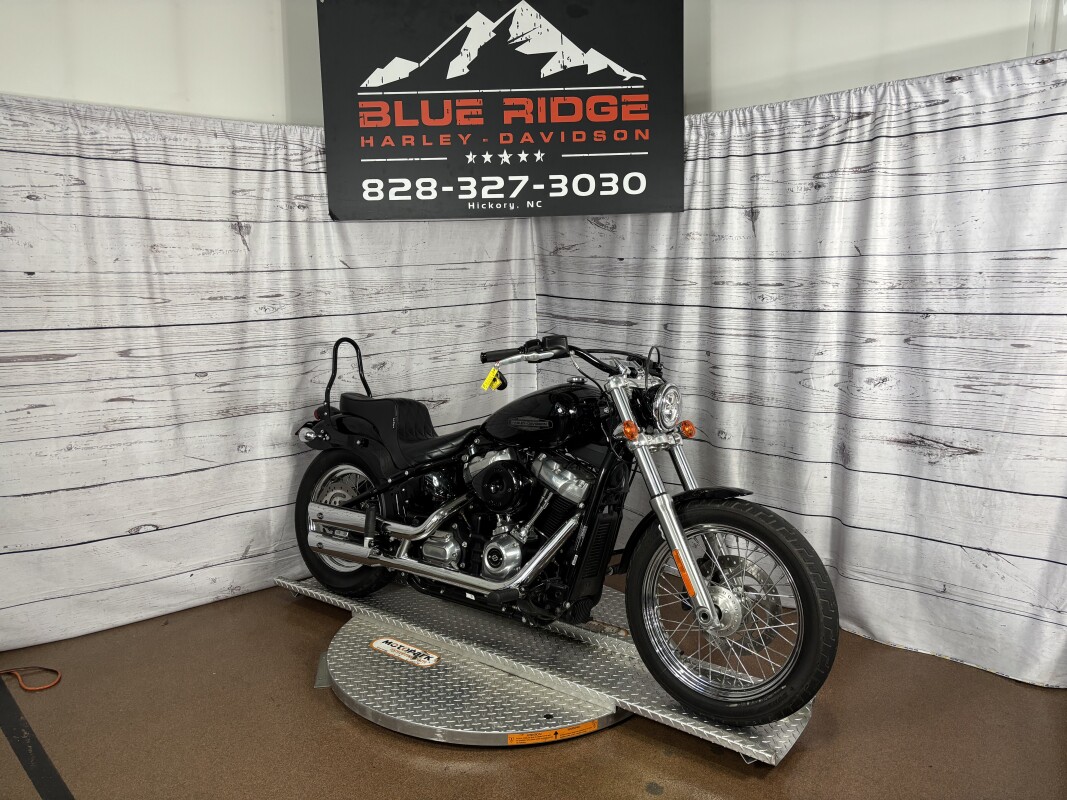 2021 Softail Standard – Classic Bobber Look - Photo 2