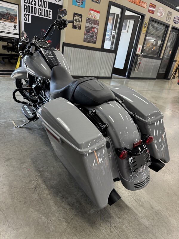 2025 Harley-Davidson Road King Special FLHRXS - Photo 10