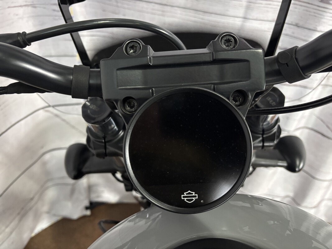 2024 Nightster Special – Agile and Tech-Savvy Ride - Photo 10