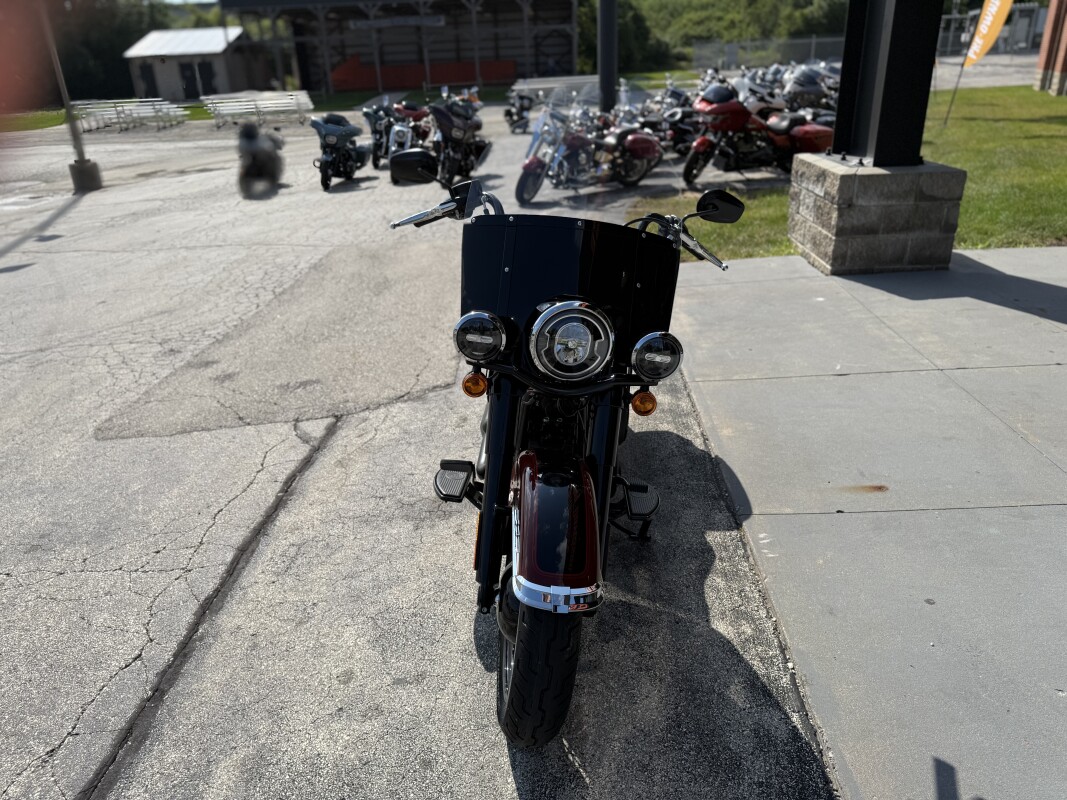 2024 Harley-Davidson Heritage Classic FLHCS RED ROCK/BLACK - Photo 8