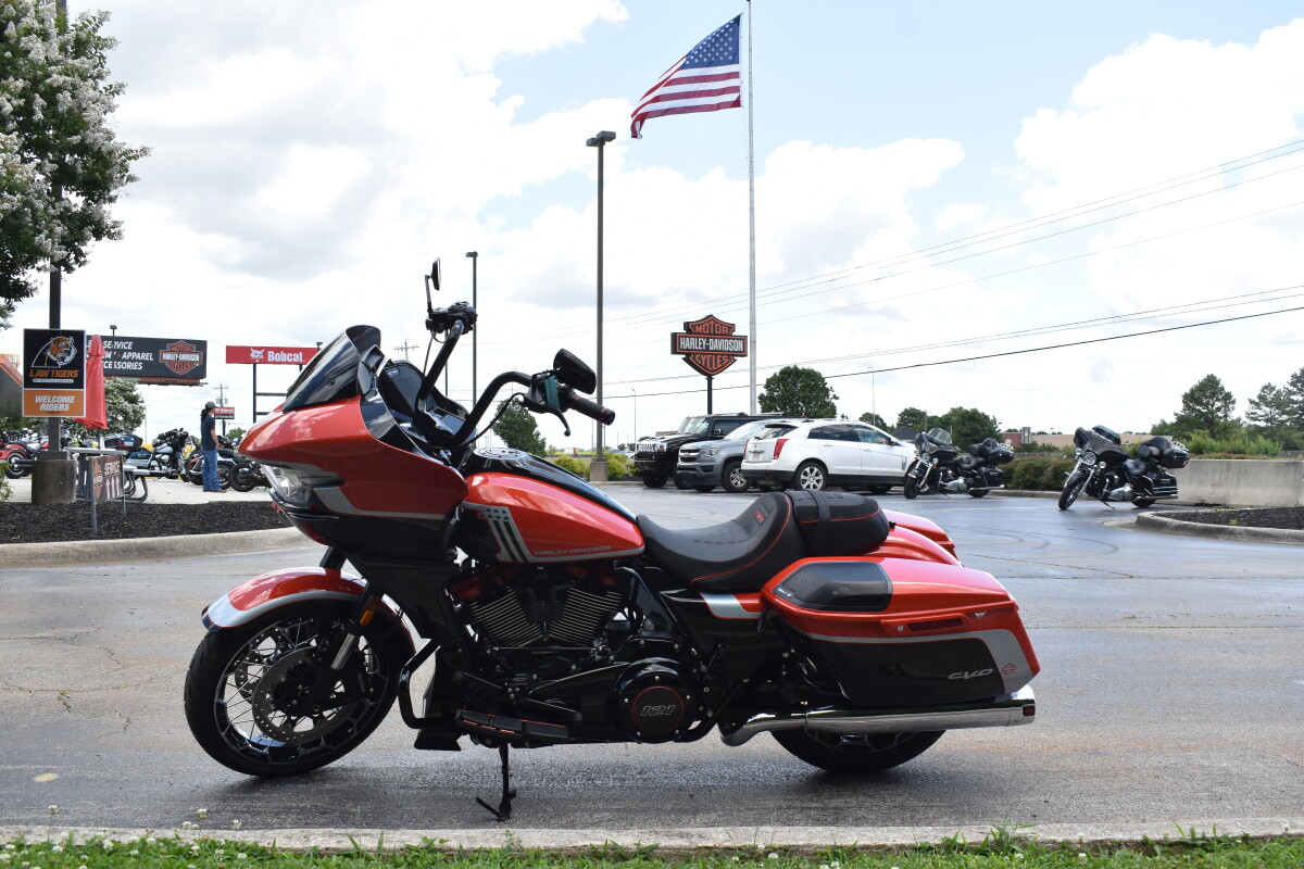 2024 CVO Road Glide – Elite Touring Performance - Photo 5