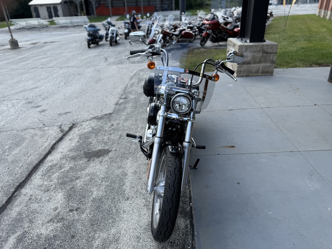 2024 Harley-Davidson Softail Standard FXST VIVID BLK - Photo 8