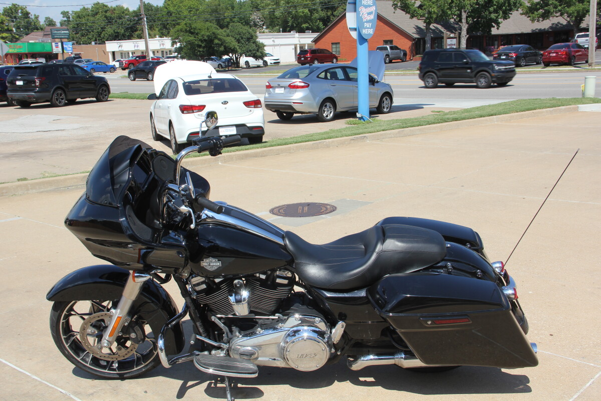 2021 Harley-Davidson Road Glide Special - Photo 3
