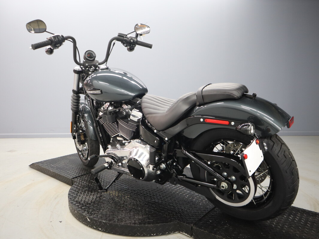 2025 Harley-Davidson Street Bob FXBB - Photo 5