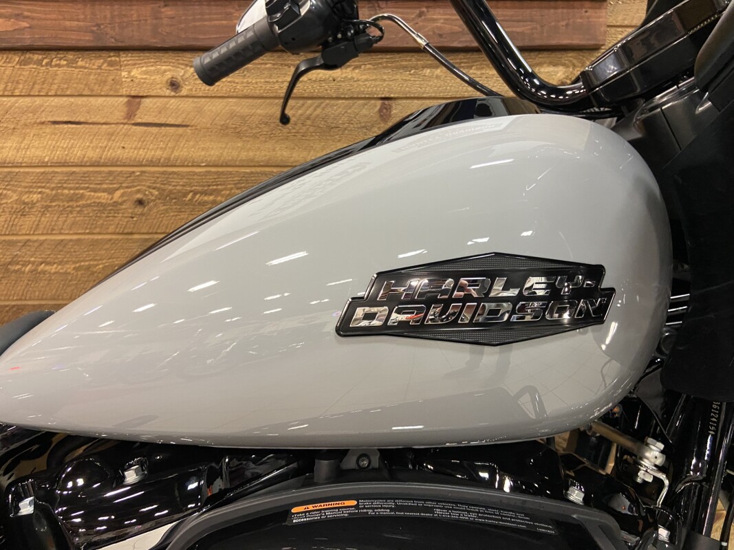 2025 Harley-Davidson Road Glide Billiard Gray - Black Finish FLTRX - Photo 2