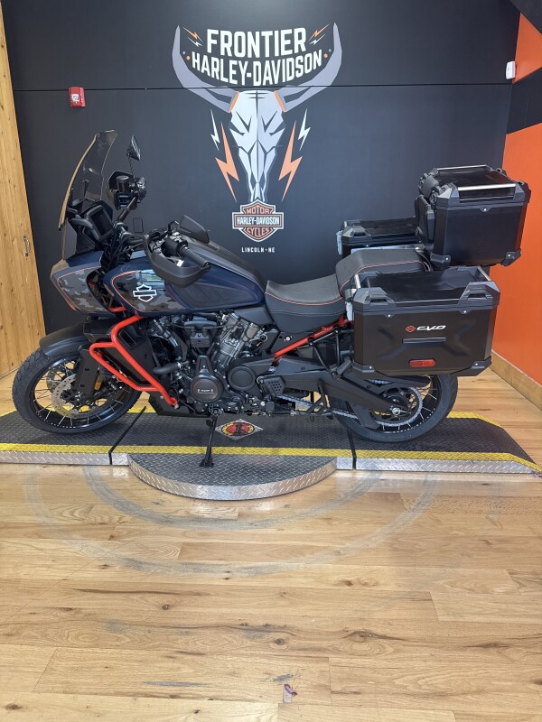 RA1250SE 2025 CVO Pan America - Photo 4