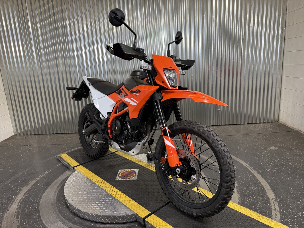 2025 KTM 390 Enduro R - Photo 2