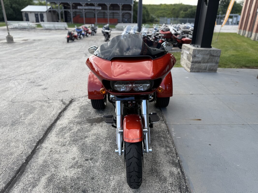 2025 Harley-Davidson Road Glide FLTRX Whiskey Firestorm - Black Finish - Photo 8