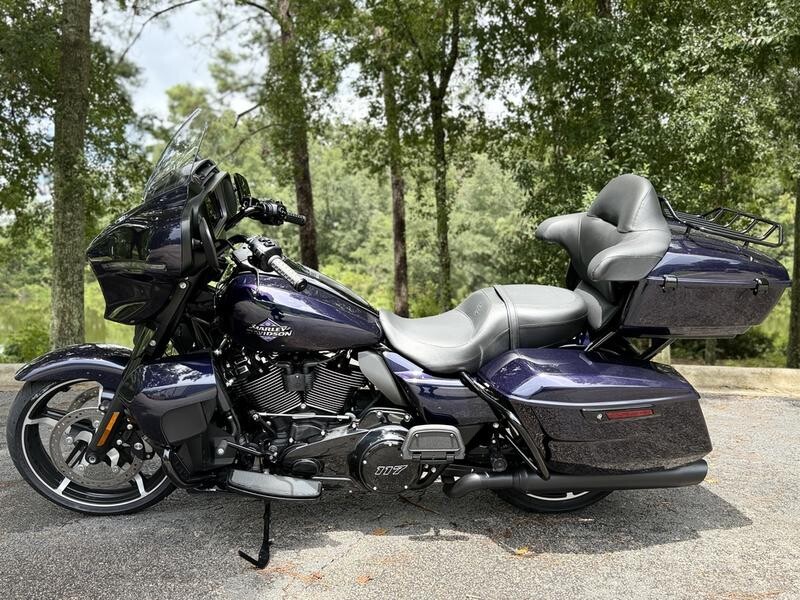FLHXU 2025 Street Glide Ultra