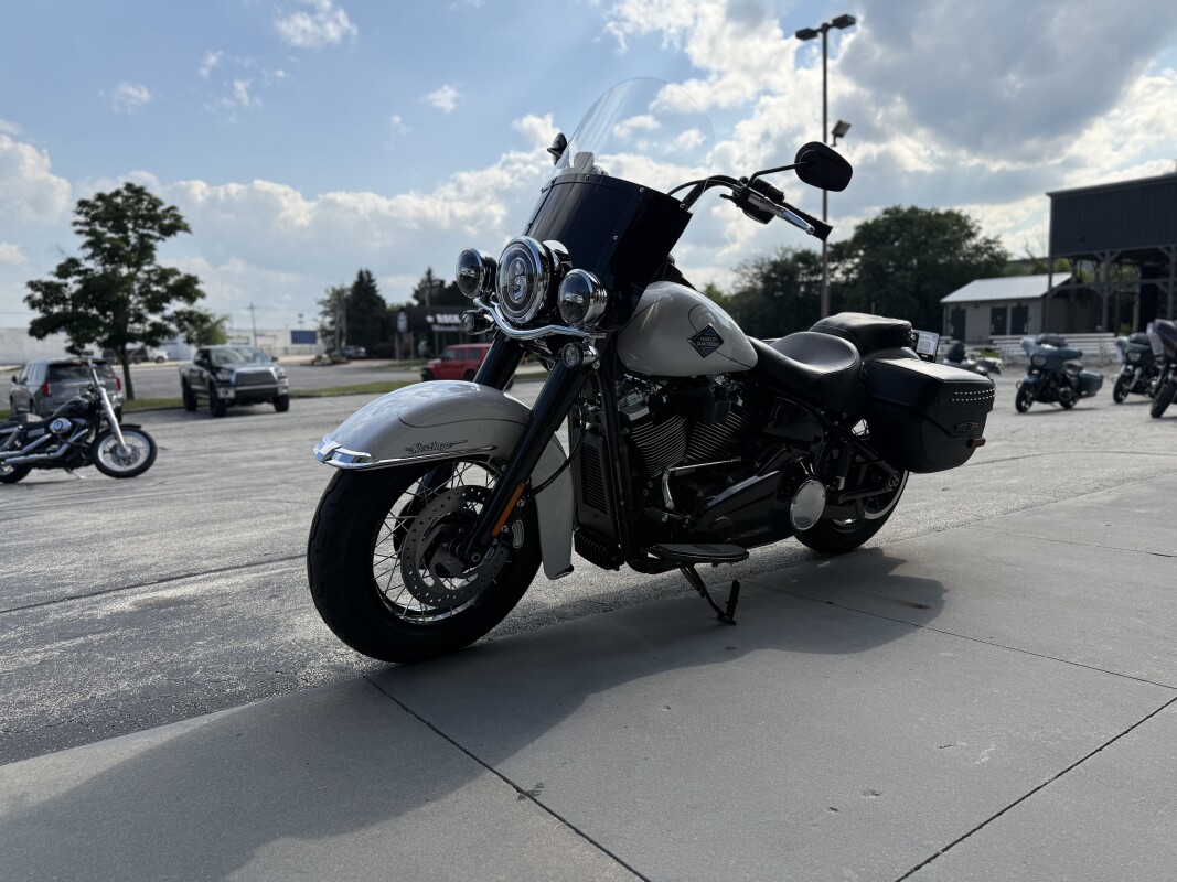 2025 Harley-Davidson Heritage Classic FLHC - Photo 7