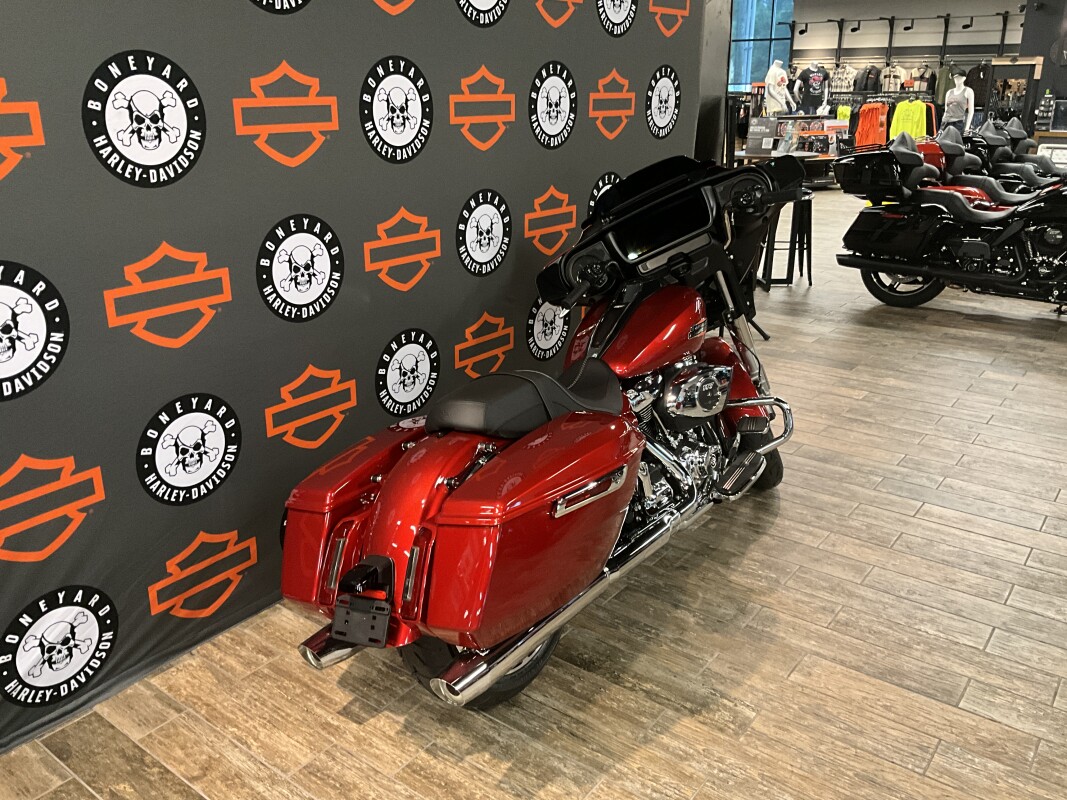 FLHX 2025 Street Glide - Photo 6