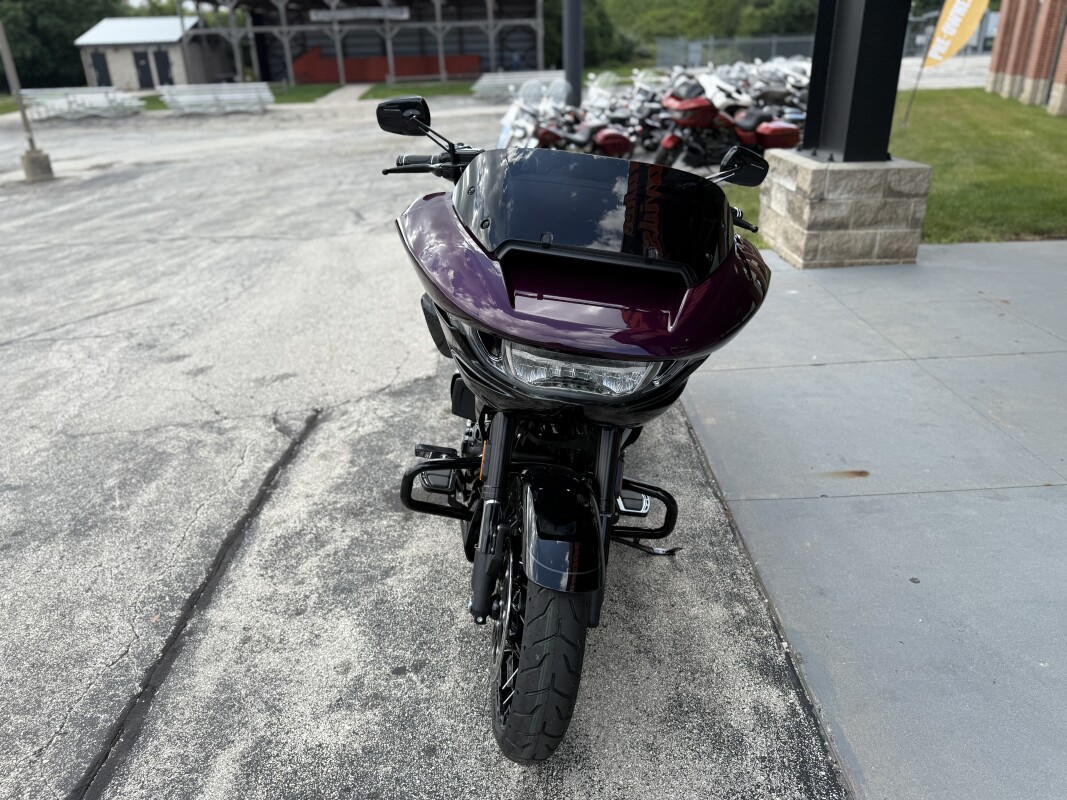 2025 Harley-Davidson CVO Road Glide FLTRXSE POISON BERRY FDE - Photo 8