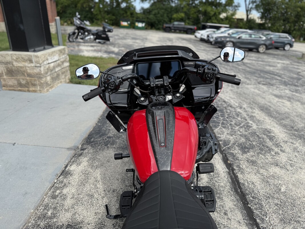 2025 Harley-Davidson CVO Road Glide ST FLTRXSTSE RALLY RED - Photo 5