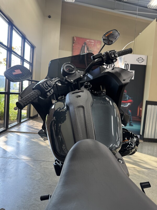 2025 Harley-Davidson Low Rider ST FXLRST - Photo 4