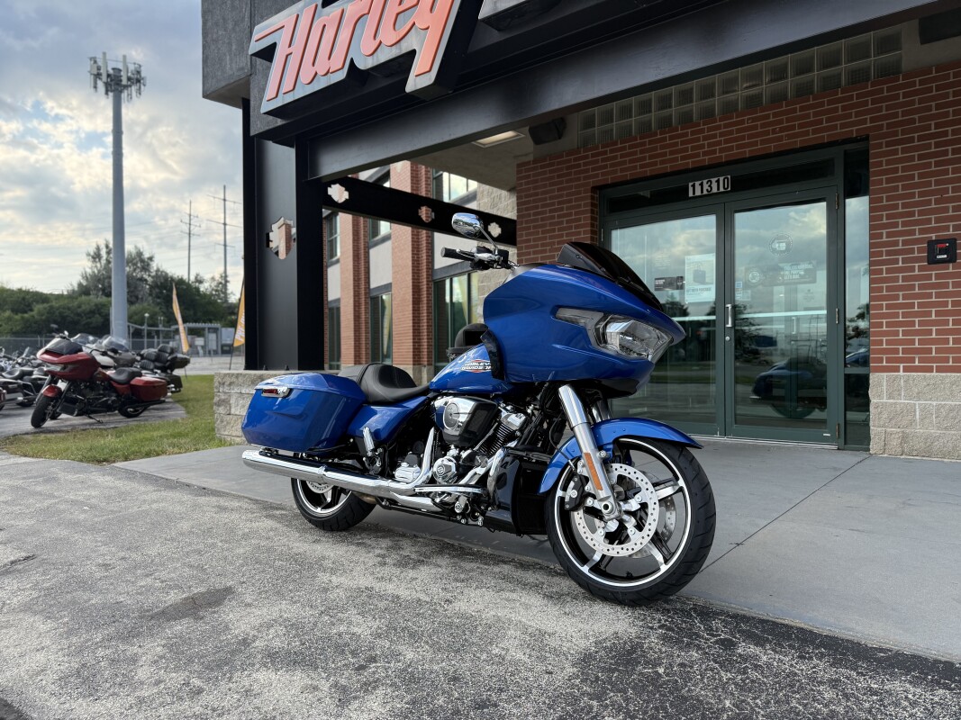 2025 Harley-Davidson Road Glide FLTRX - Photo 2