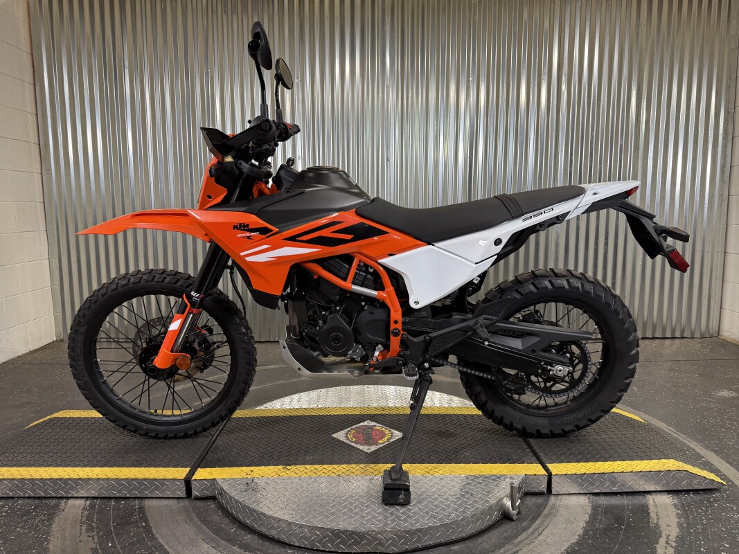 2025 KTM 390 Enduro R - Photo 5
