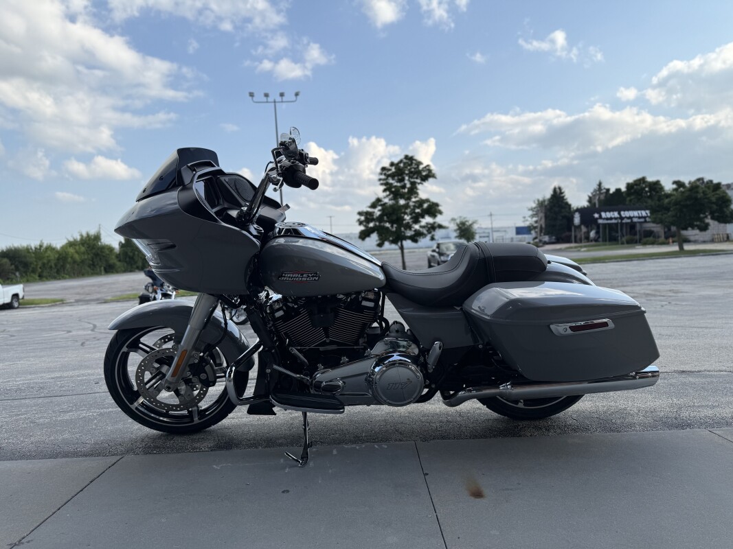2025 Harley-Davidson Road Glide FLTRX - Photo 6
