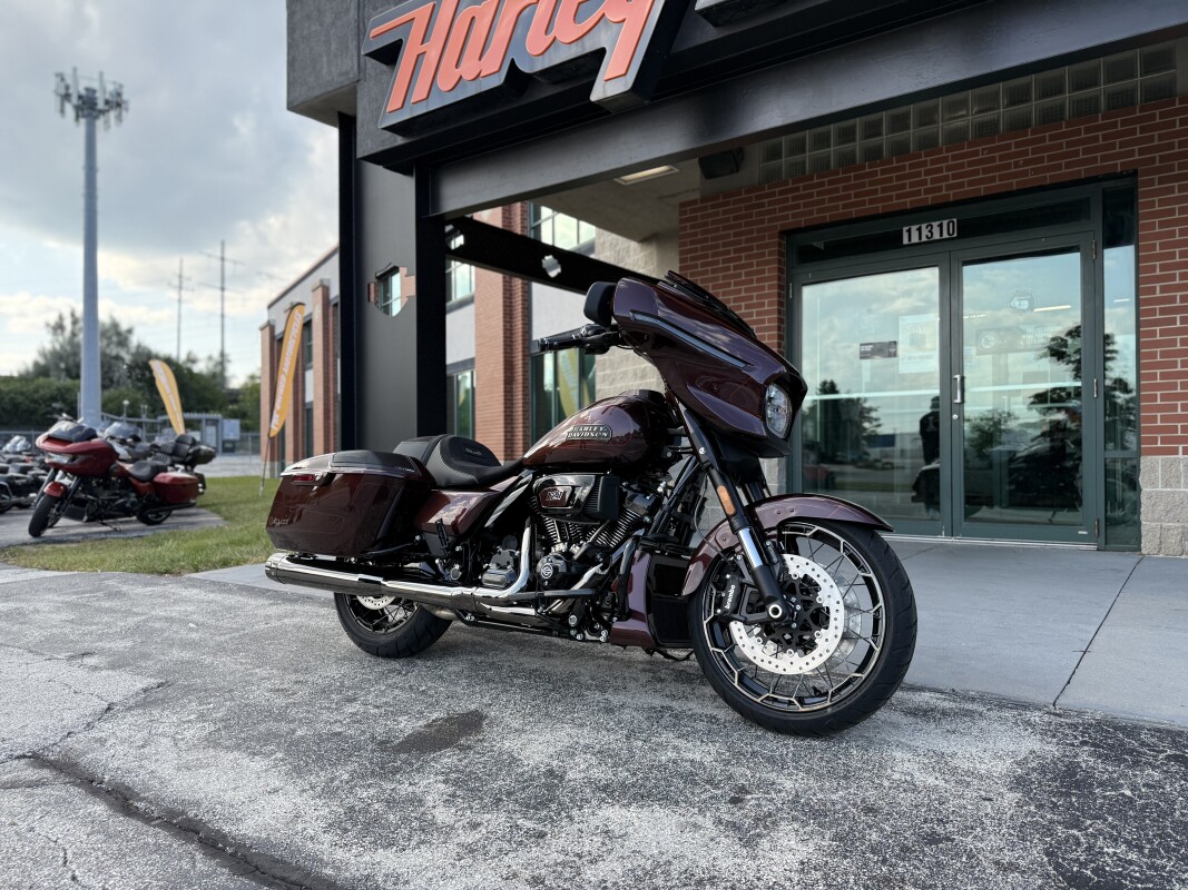 2024 Harley-Davidson CVO Street Glide FLHXSE COPPERHEAD - Photo 2