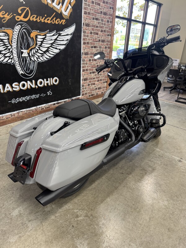 2025 Harley-Davidson Road Glide FLTRX - Photo 6