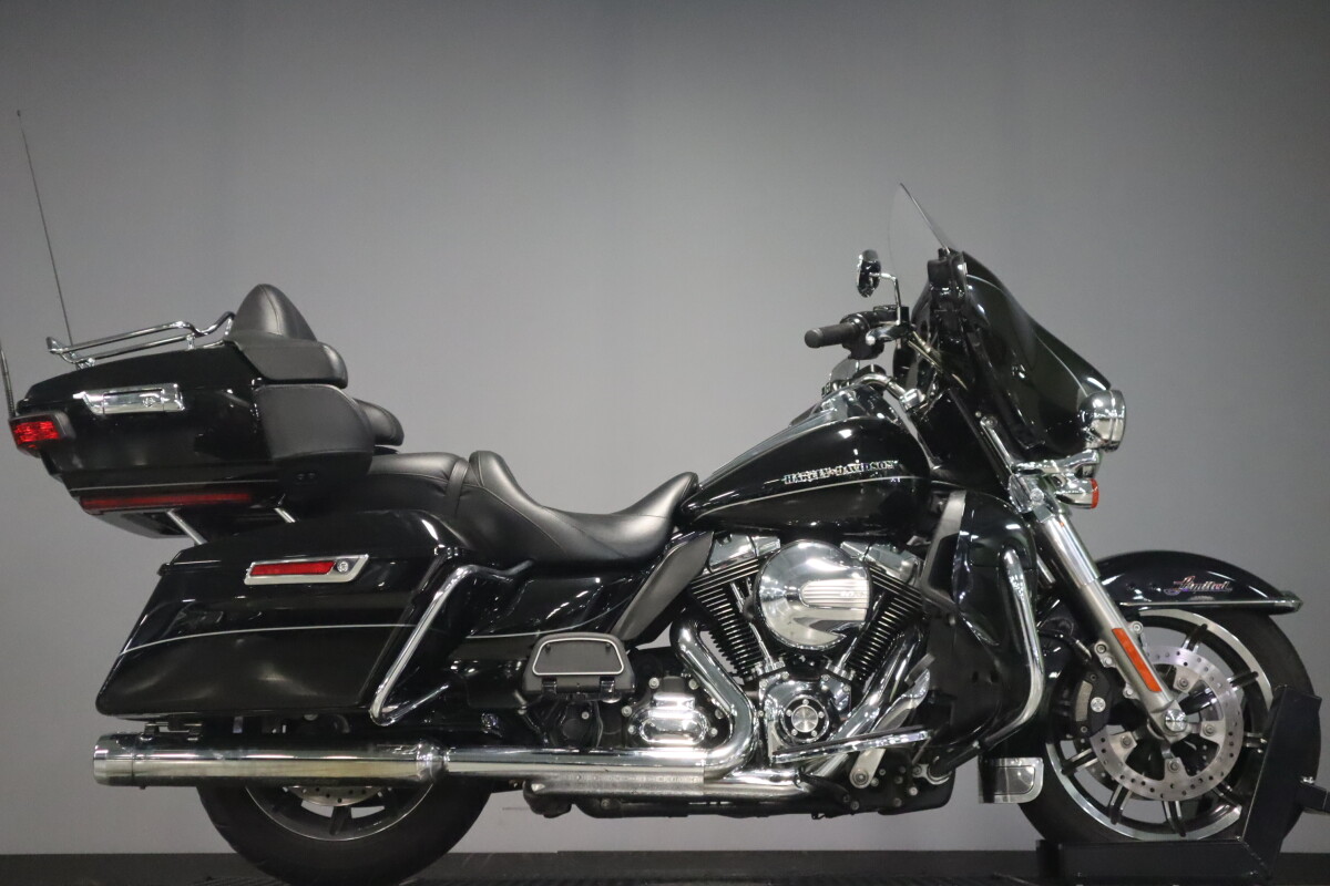 2016 Harley-Davidson Ultra Limited FLHTK