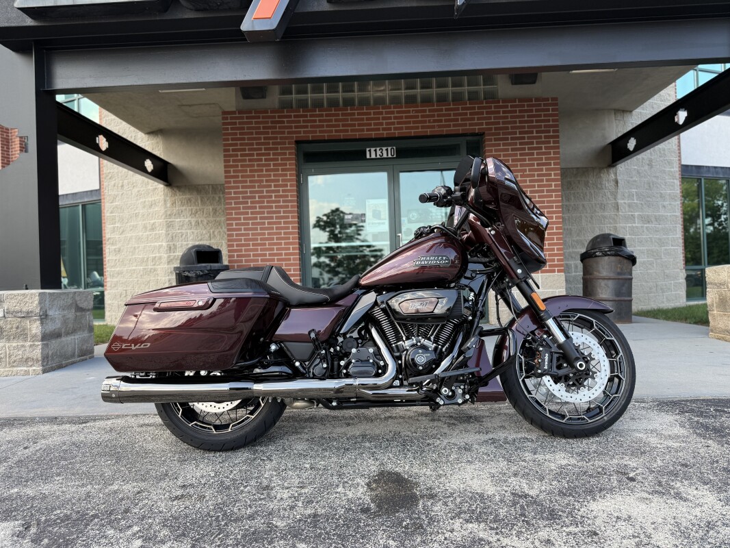 2024 Harley-Davidson CVO Street Glide FLHXSE COPPERHEAD