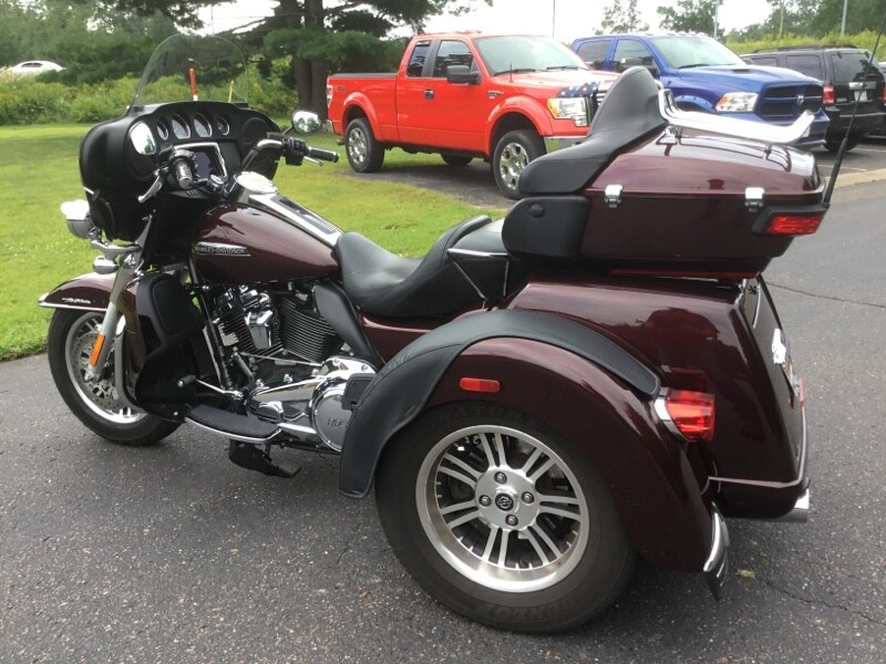 2019 Harley-Davidson Tri Glide Ultra Twisted Cherry - Photo 3