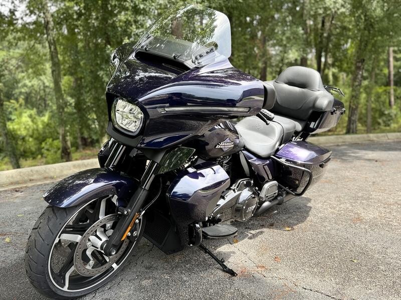 FLHXU 2025 Street Glide Ultra - Photo 3