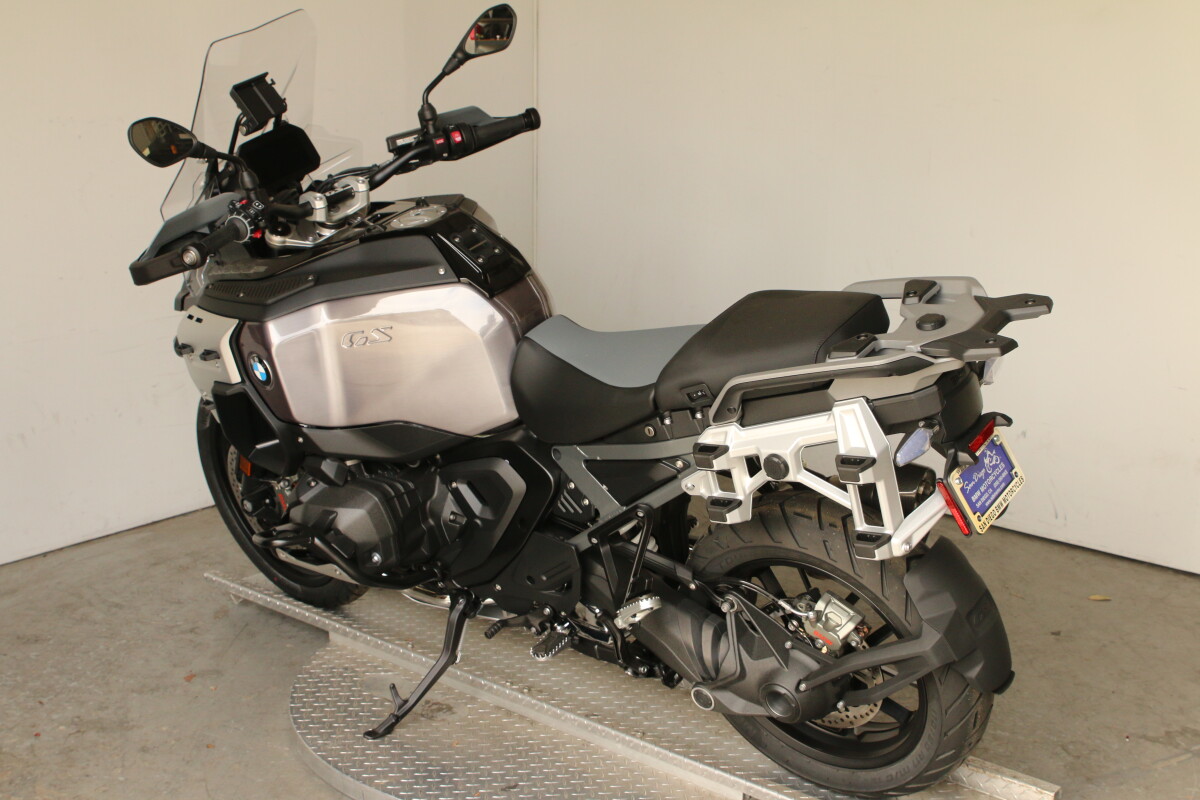 2025 BMW R 1300 GS Adventure - Photo 8