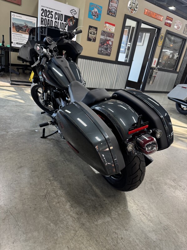 2025 Harley-Davidson Low Rider ST FXLRST - Photo 9