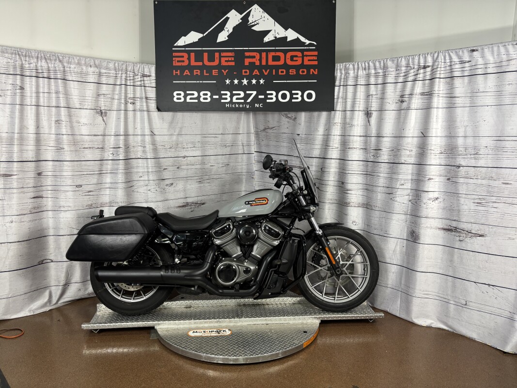 2024 Nightster Special – Agile and Tech-Savvy Ride