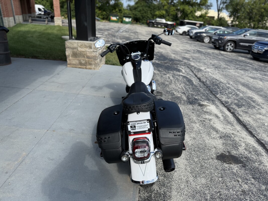 2025 Harley-Davidson Heritage Classic FLHC - Photo 4