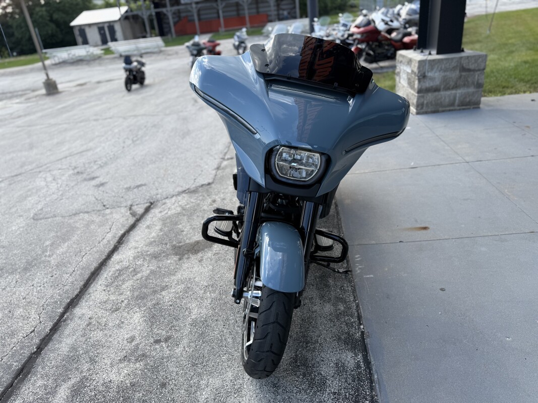 2024 Harley-Davidson Street Glide FLHX SHARKSKIN BLUE - Photo 8