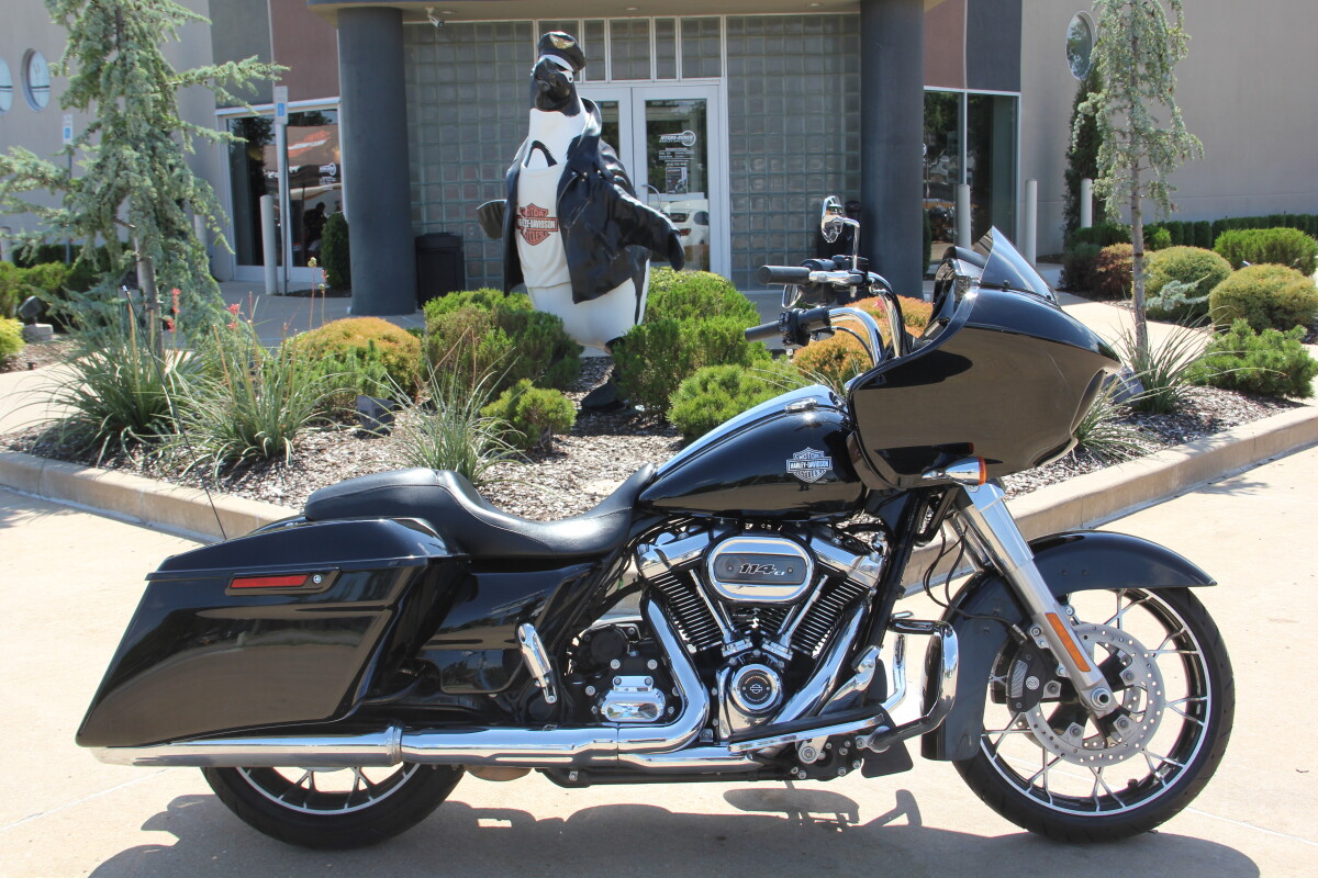 2021 Harley-Davidson Road Glide Special - Photo 2