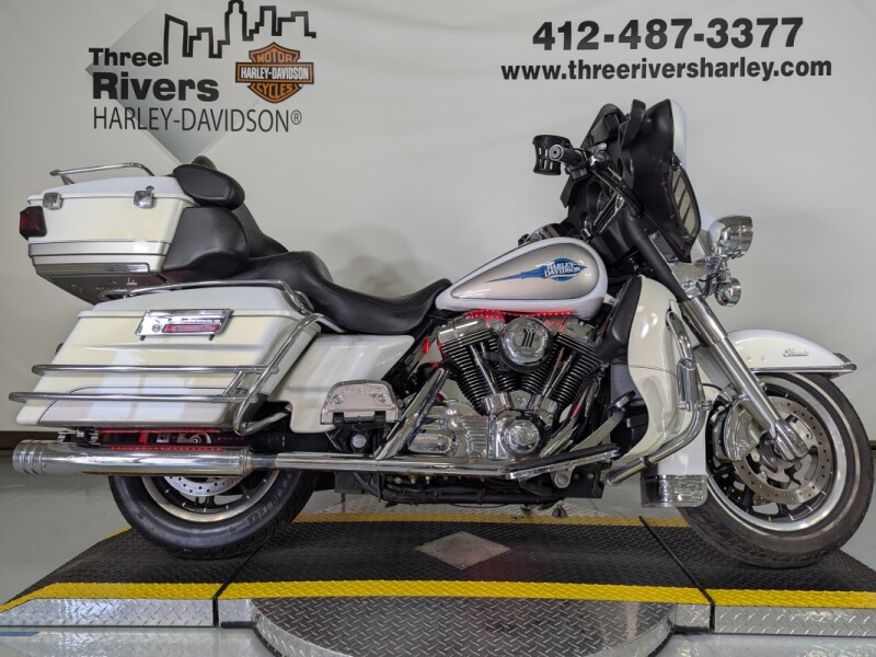 2008 Harley-Davidson® Electra Glide® Classic Two-Tone White Gold Pearl/Pewter Pearl