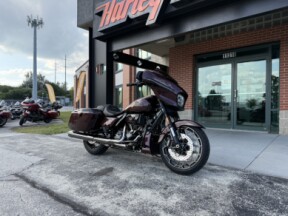 2024 Harley-Davidson<sup>®</sup> CVO™ Street Glide® FLHXSE COPPERHEAD thumb 3