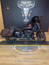 FLHXSE 2024 CVO™ Street Glide® thumb 3