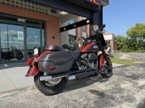 2024 Harley-Davidson<sup>®</sup> Heritage Classic FLHCS RED ROCK/BLACK thumb 2