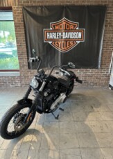 2025 Harley-Davidson® Street Bob® FXBB Vivid Black w/Laced Wheels thumb 1
