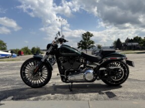 2024 Harley-Davidson<sup>®</sup> Breakout<sup>™</sup> 117 FXBR ALPINE GREEN thumb 0