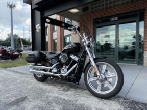2024 Harley-Davidson<sup>®</sup> Softail<sup>®</sup> Standard FXST VIVID BLK thumb 3