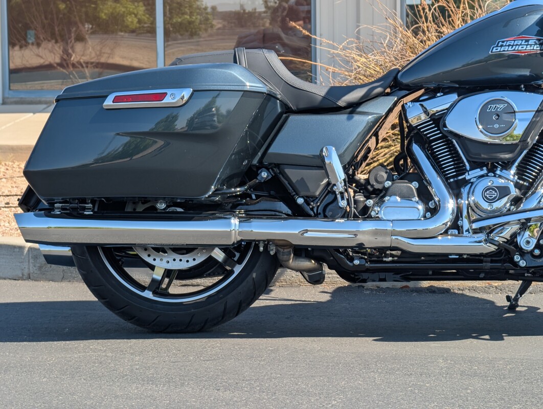 2025 Harley-Davidson Road Glide - Photo 8