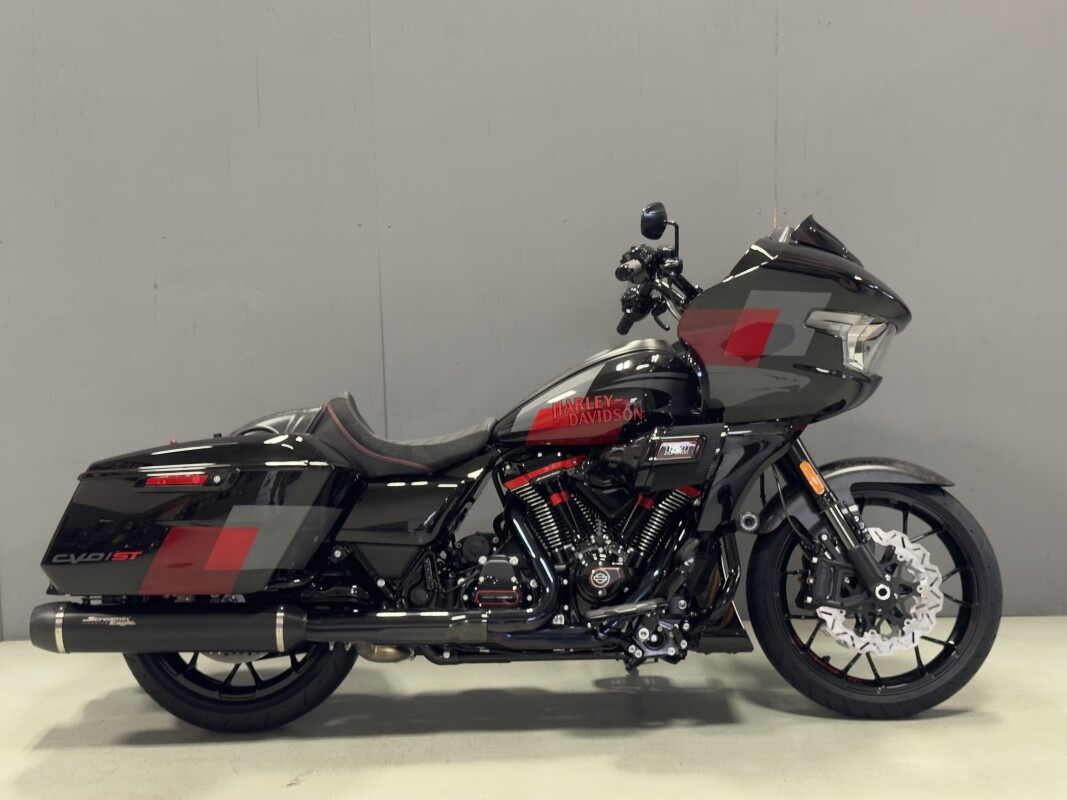 FLTRXSTSE 2025 CVO Road Glide ST