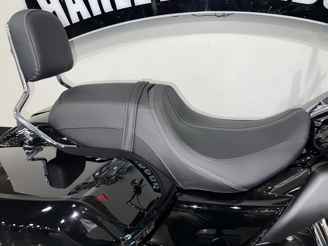 2025 Harley-Davidson Road Glide FLTRX - Photo 6