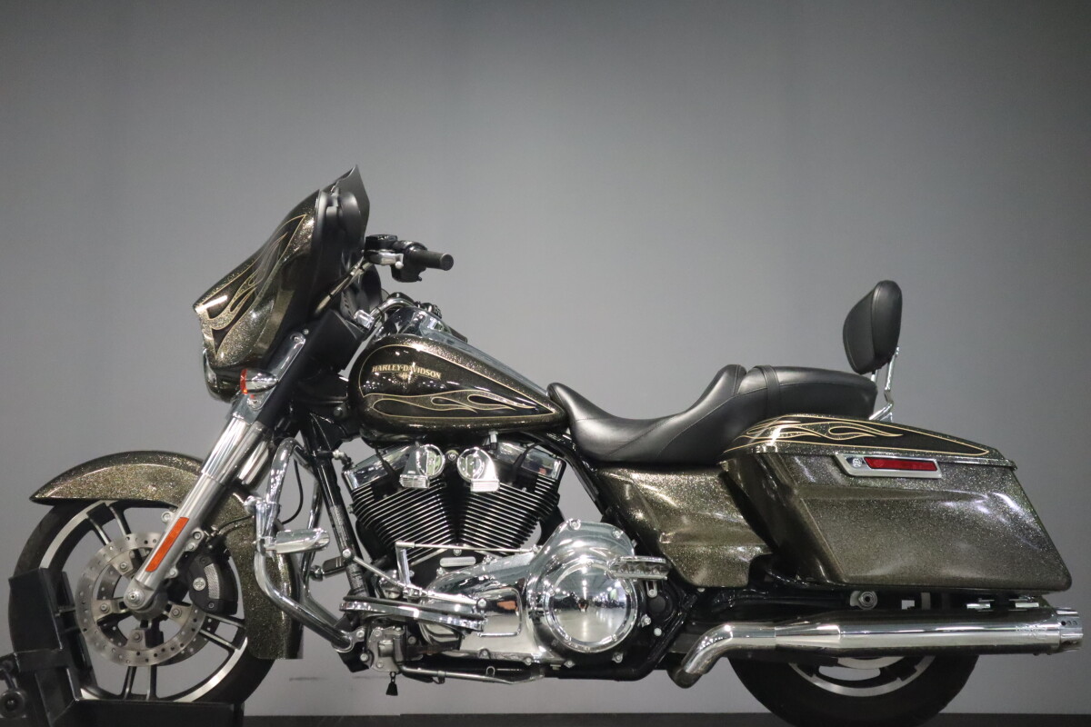 2016 Harley-Davidson Street Glide - Photo 5
