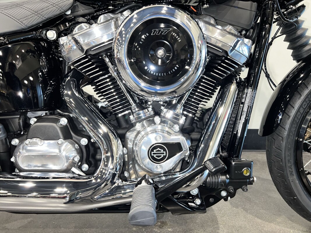 2025 Harley-Davidson Street Bob FXBB - Photo 4