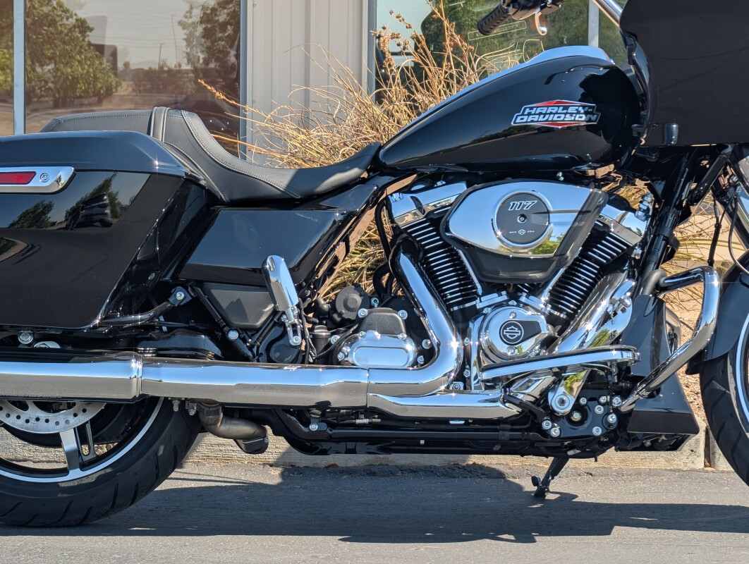 2025 Harley-Davidson Road Glide - Photo 9