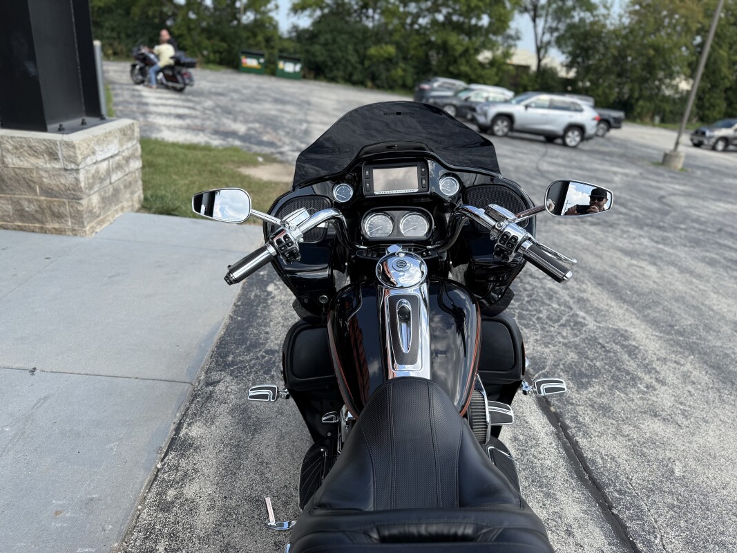 2015 Harley-Davidson CVO Road Glide Ultra - Photo 5